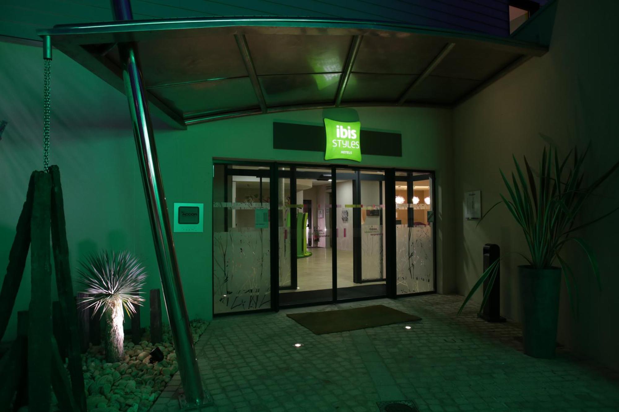 Ibis Styles Villeneuve Sur Lot Kültér fotó