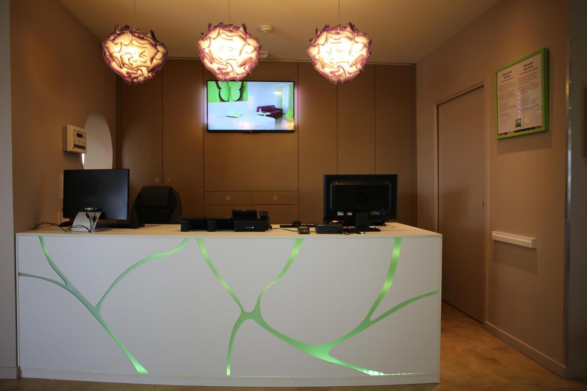 Ibis Styles Villeneuve Sur Lot Kültér fotó