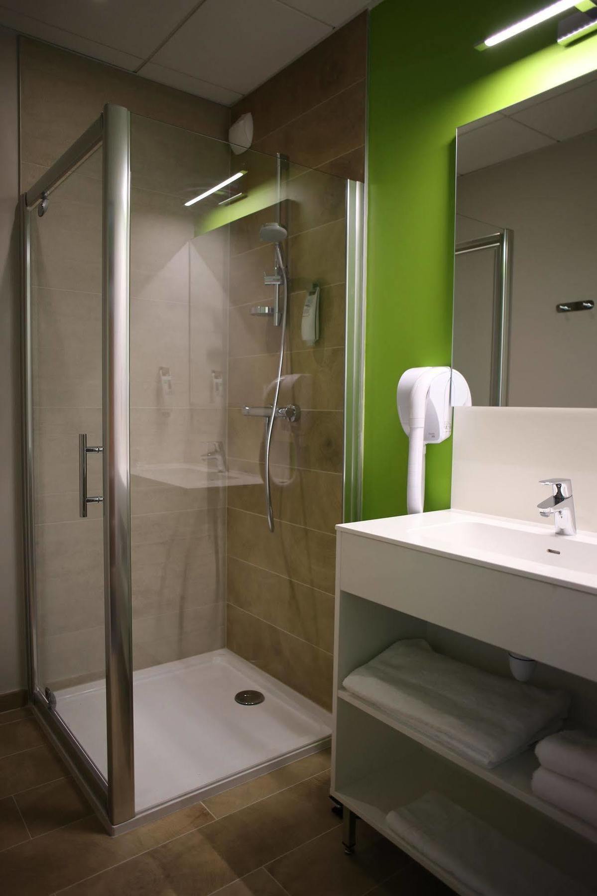 Ibis Styles Villeneuve Sur Lot Kültér fotó